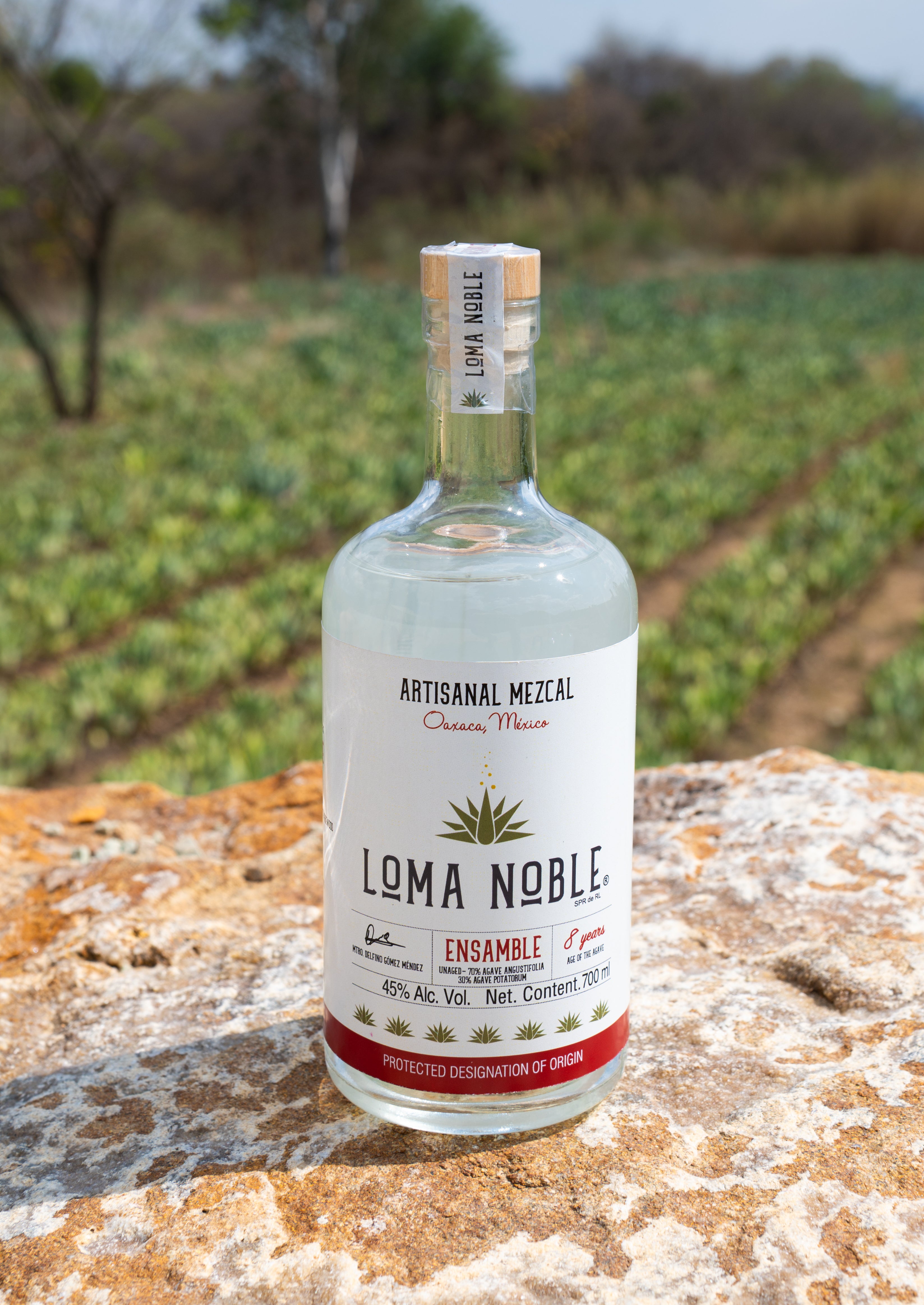 Loma Noble Mezcal Ensamble Rojo