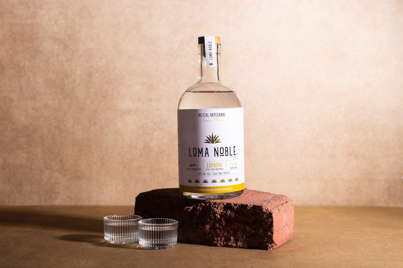 Mezcal Espadín Loma Noble